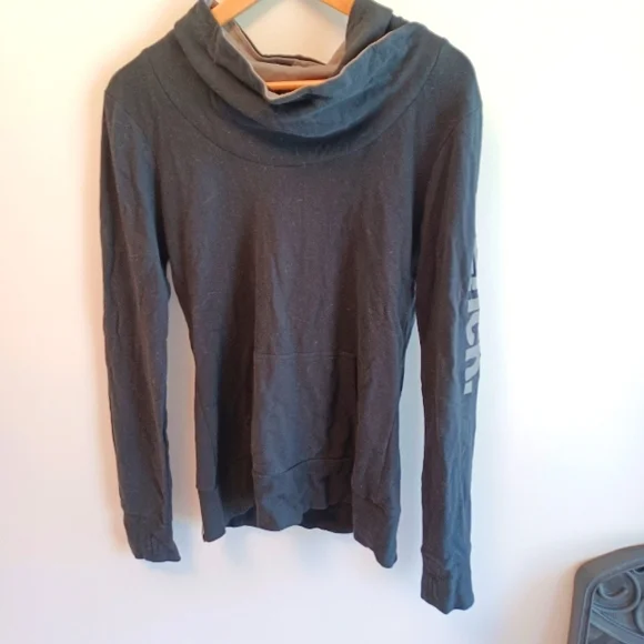 Bench - Picture 1 of 5